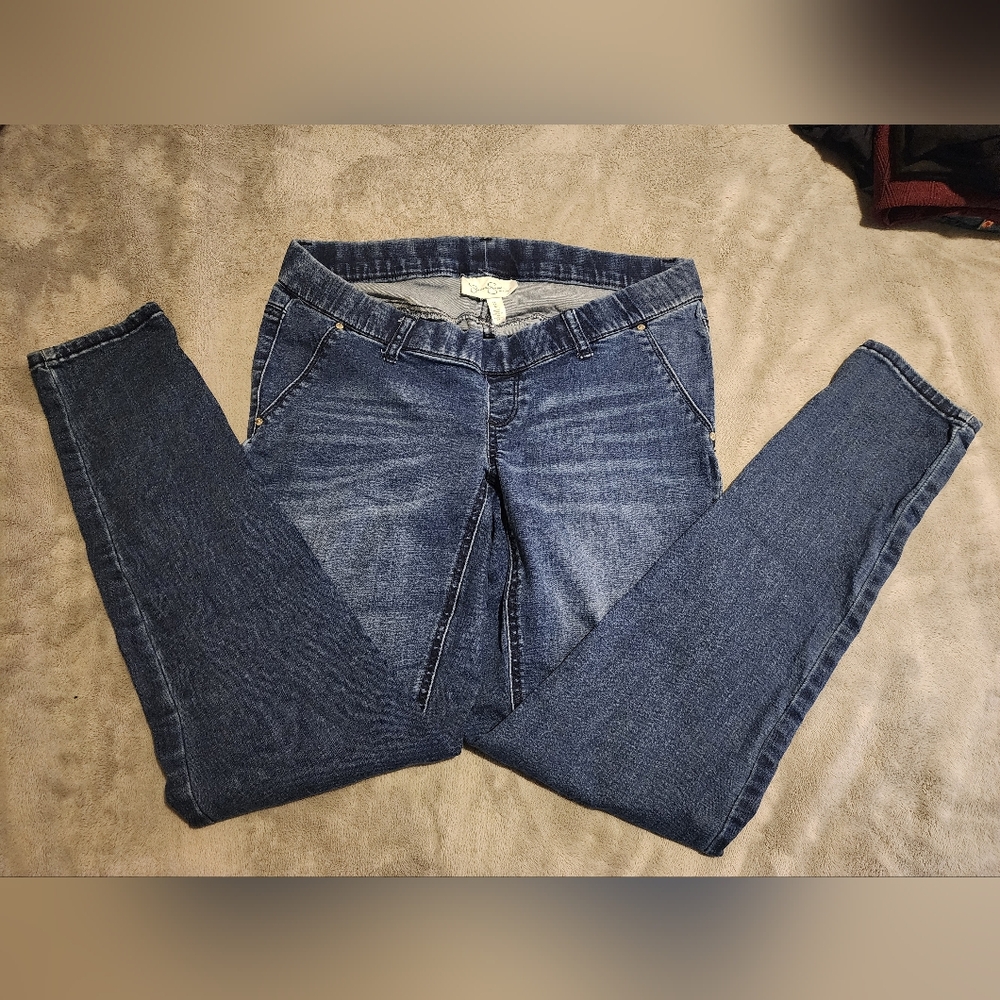 Jessica Simpson Maternity Jeans